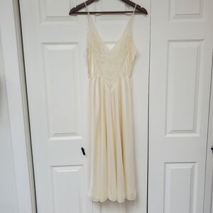 Vintage Cream Lace Olga Nightgown sz M